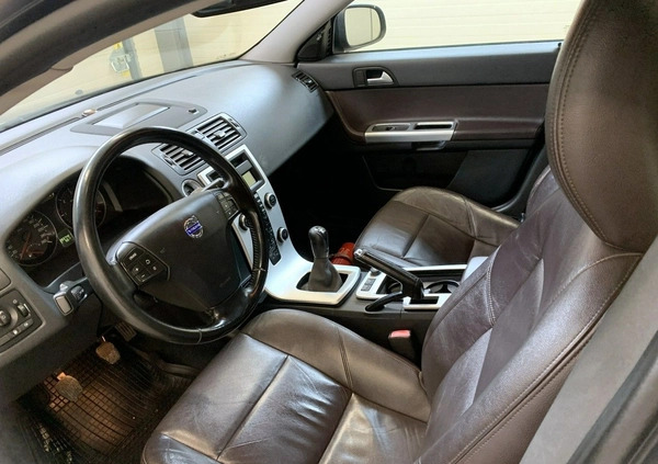 Volvo S40 cena 28900 przebieg: 203148, rok produkcji 2011 z Reszel małe 79